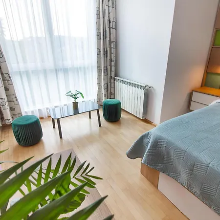 Gold Class Ams Apartment